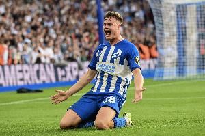 TA：罗马开始商谈租借引进布莱顿前锋埃文-弗格森，尚未达成协议