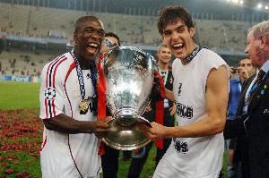 西多夫能否排进如今前20中场？范博梅尔：不能，现在有太多天才