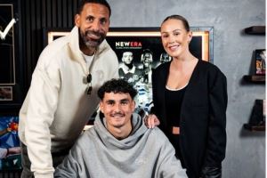 TA：费迪南德的儿子与布莱顿签下首份职业合同，他在球队司职门将