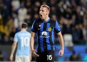 国米官方：弗拉泰西成功接受双侧运动型疝气手术，将进行康复计划