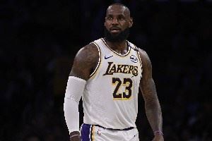 下赛季薪水前13球员：詹杜库携手入选 比尔乱入 大帝继续躺赚？