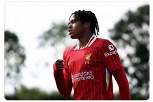 罗马诺：利物浦计划推进16岁边锋恩古莫哈续约谈判