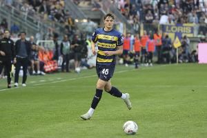 都体：尤文想低于4000万欧+回租签莱奥尼 但米兰双雄在竞争中领先