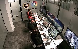 阿斯：西班牙足球将引入轻量级VAR审核进球点球，教练可提出挑战