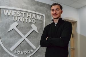 记者：西汉姆两将弗雷迪-波茨、乔治-埃锡都有望在新赛季获得机会