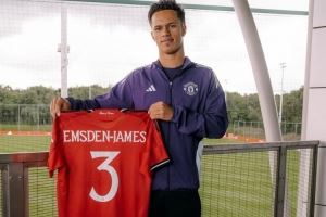 球员自宣！16岁英格兰中卫埃姆斯登-詹姆斯社媒宣布加盟曼联