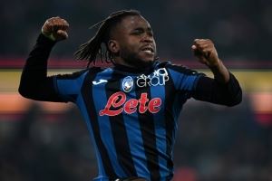 迪马：国米提交对卢克曼4200万+300万欧的书面报价，在等回复