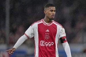 罗马诺：切尔西签19岁后卫哈托谈判进入最后阶段，预计很快HWG