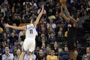 克雷·汤普森的防守