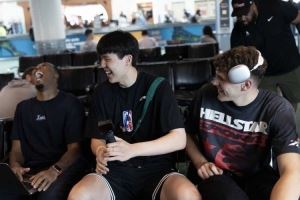 选秀专家：杨瀚森的夏联表现让克林根处境艰难 后者需要打得更好