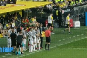 尤文全套阵容轮换！弗拉霍维奇、道格拉斯-路易斯、科斯蒂奇登场