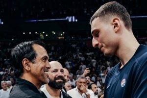 斯波现场观战！约维奇：很受鼓舞 肯定想向他证明我已有所进步