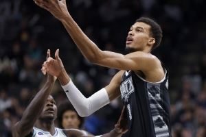 美记：爱德华兹和文班亚马新生代佼佼者 两人都是未来名人堂成员