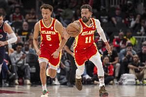 特雷-杨：申京单防戴森使我们进攻降速 这是我们训练中的一个盲区