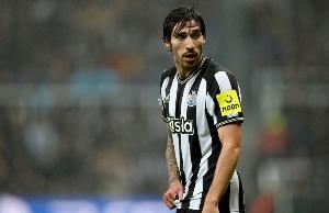 斯科尔斯：人们可能会说赖斯是英超最佳中场，但我觉得托纳利更好